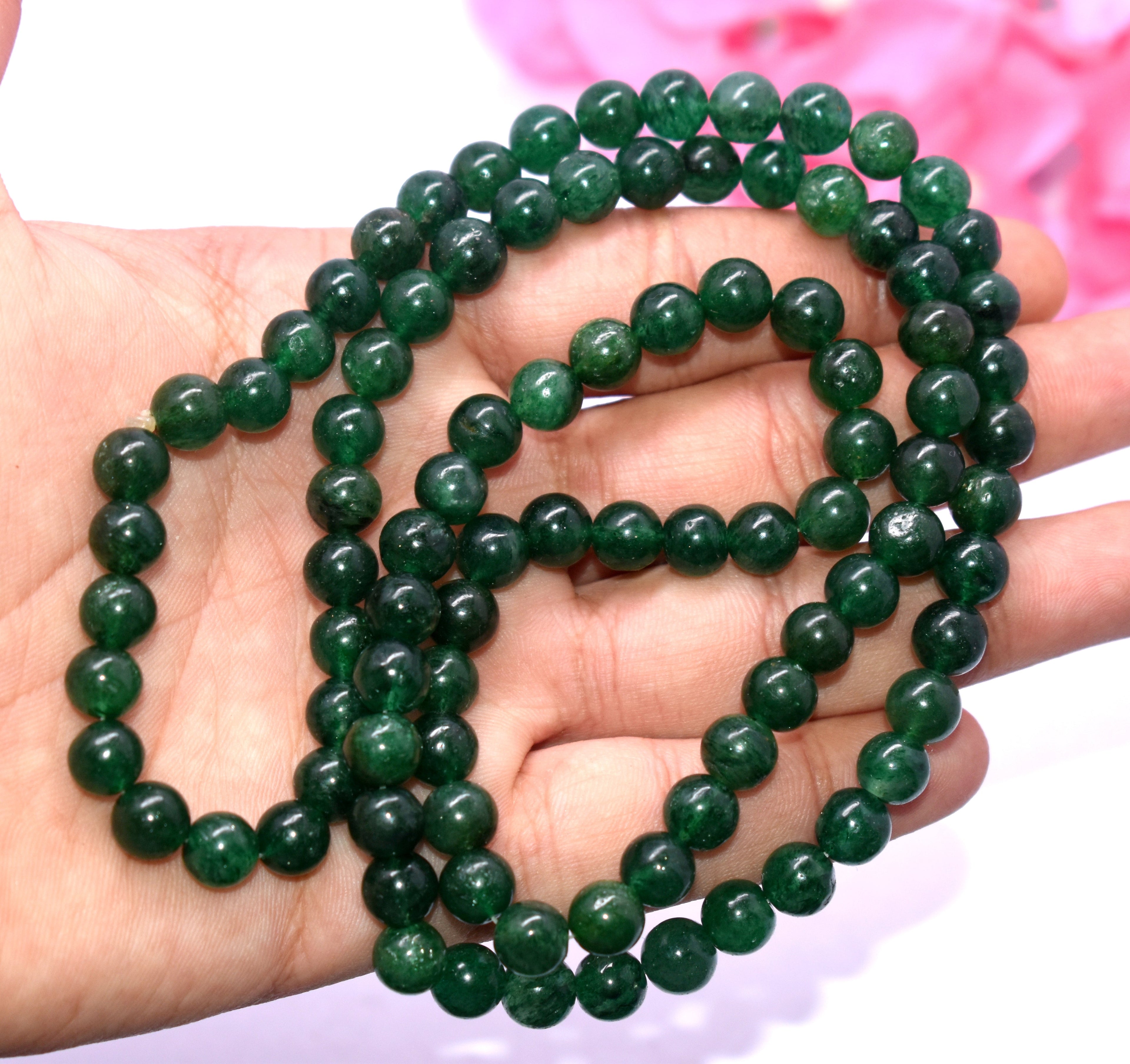 Green Aventurine Bead Mala – Attracts Luck, Prosperity, and Emotional Healing #GreenAventurine #Luck #Prosperity #EmotionalHealing #CrystalMala