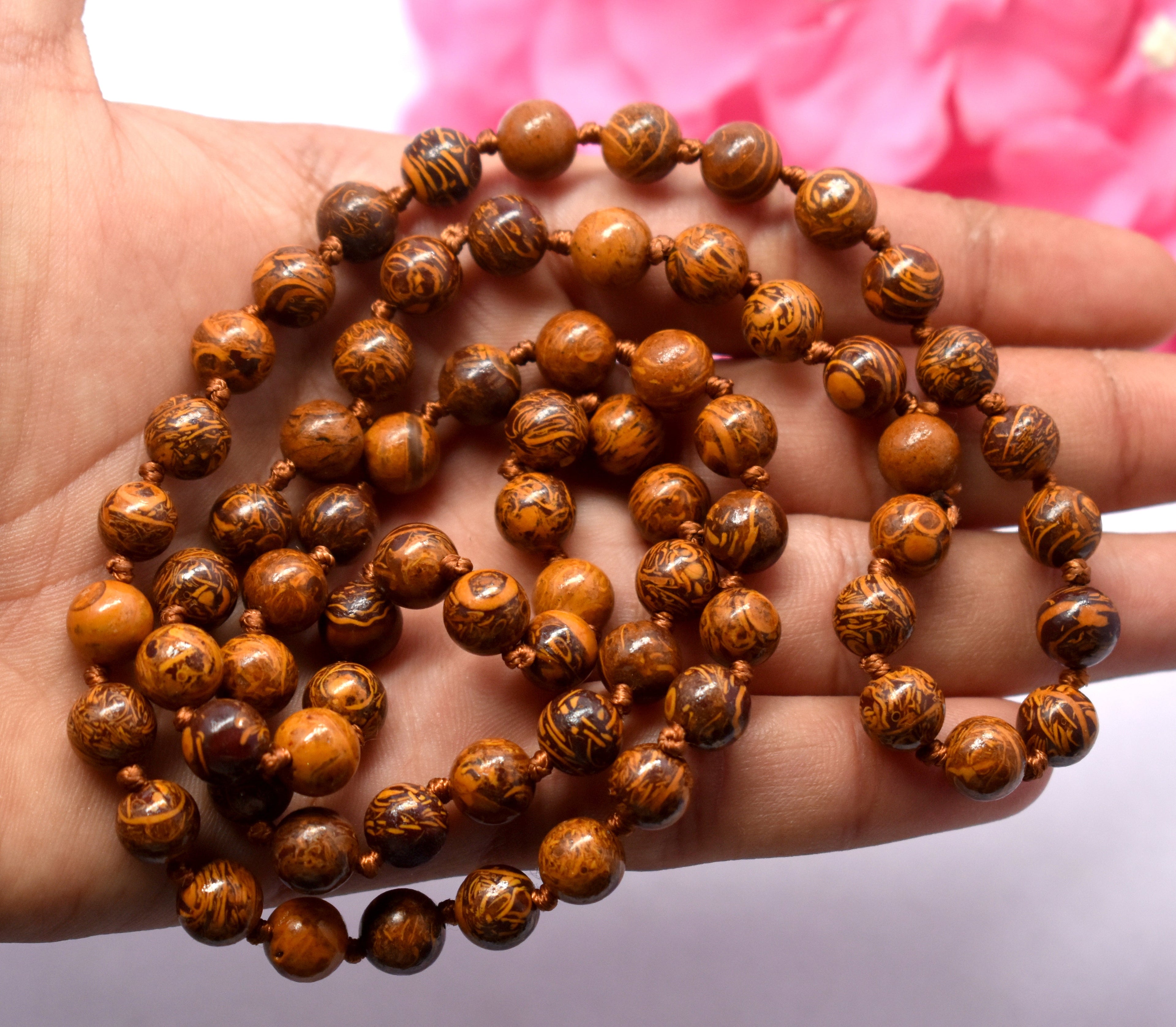 Mariyam Jasper Knotted Bead Mala – Aids in Calmness, Emotional Balance, and Healing #MariyamJasper #Calmness #EmotionalBalance #CrystalHealing #Mala