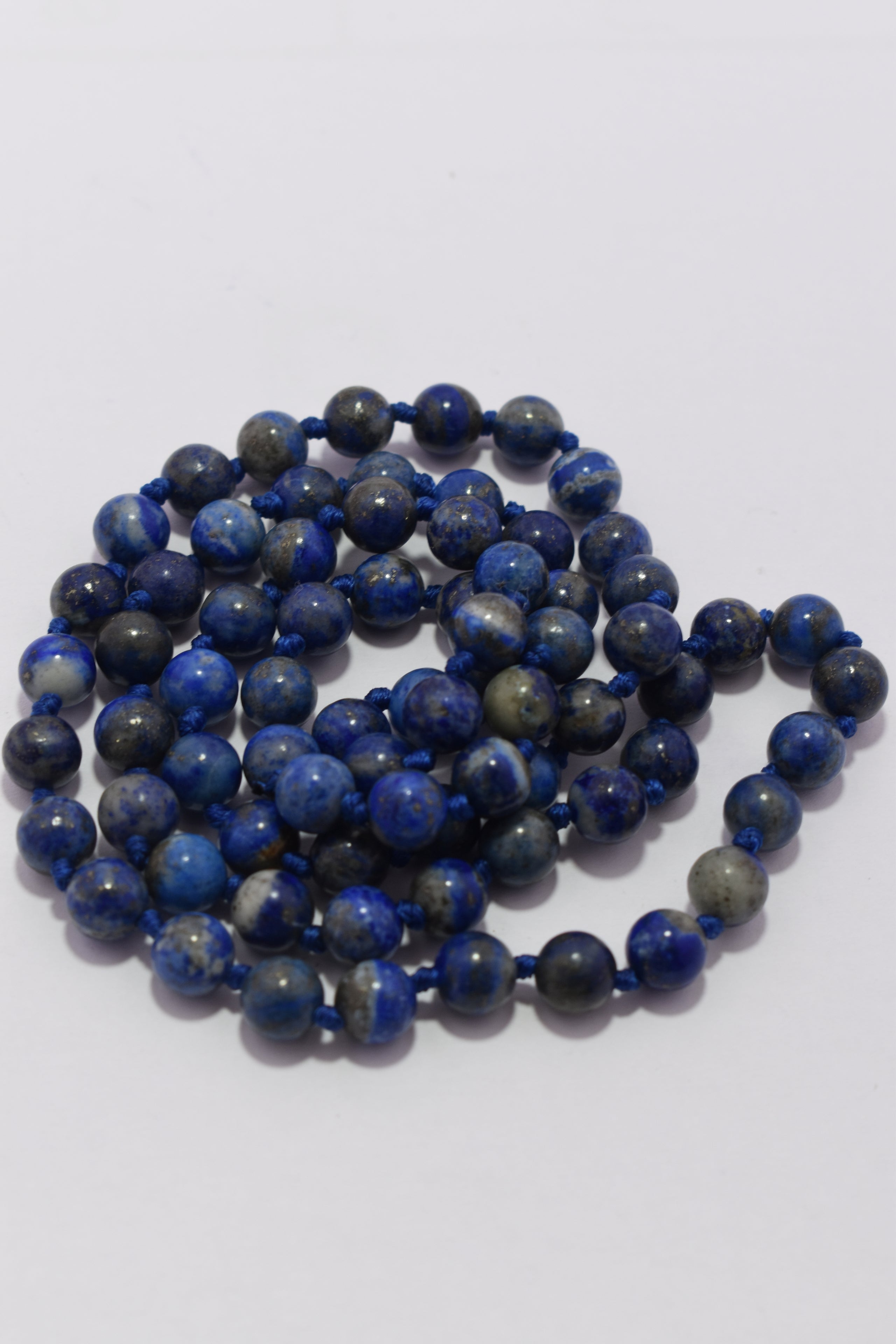 natural lapizlazuli 8mm knotted mala