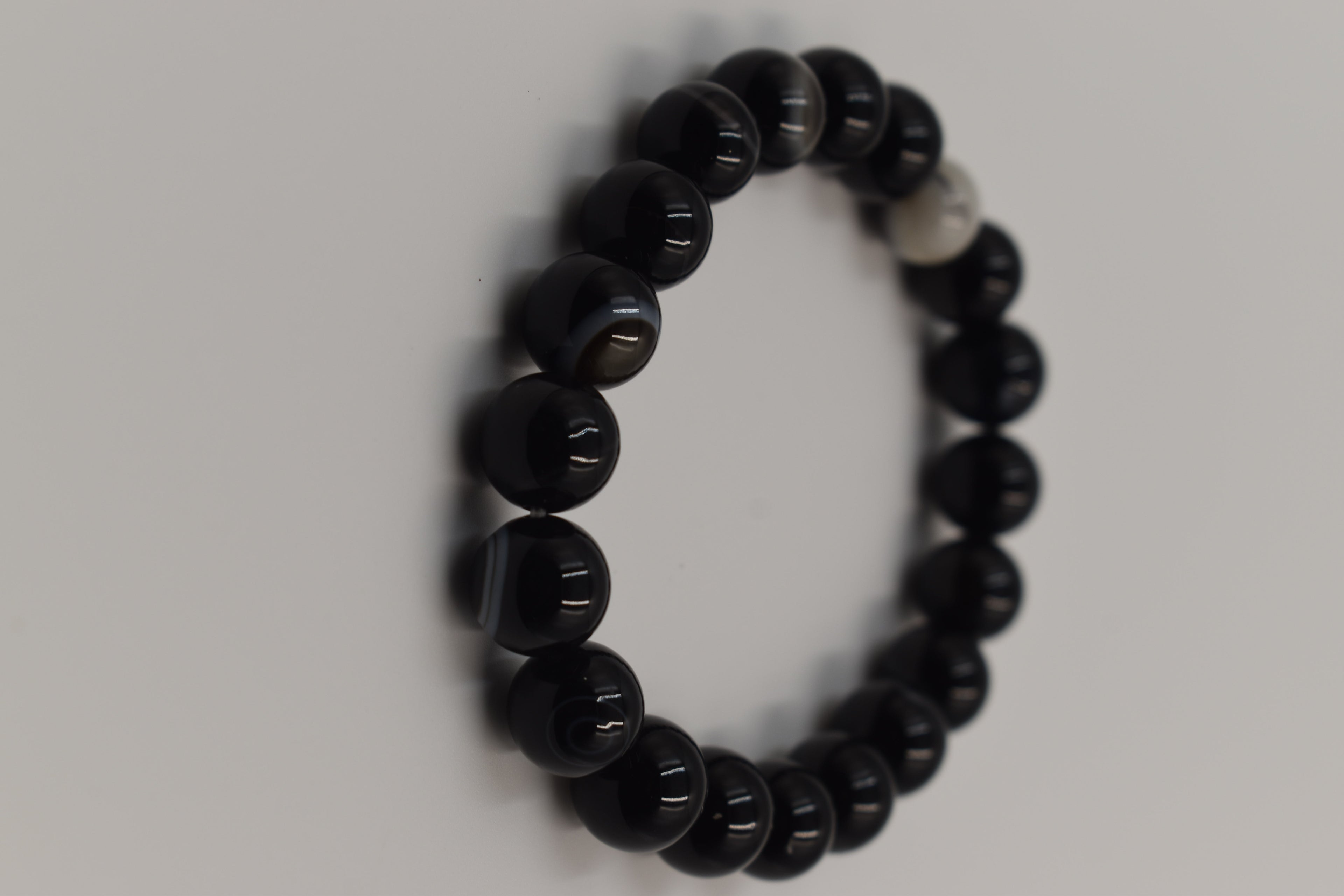 Black Sulemani Hakik Bead 10mm Bracelet – Elegant and Spiritual