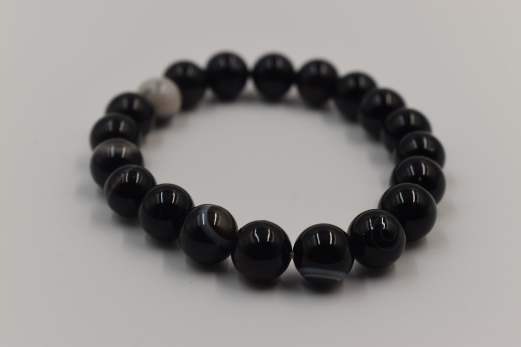 Black Sulemani Hakik Bead 10mm Bracelet – Elegant and Spiritual